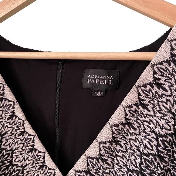 Adrianna Papell Pattern Sheath Mini Dress in Black and White Size 12 - Picture 11 of 16